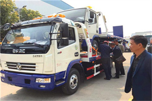 云梦汽车道路救援拖车价格